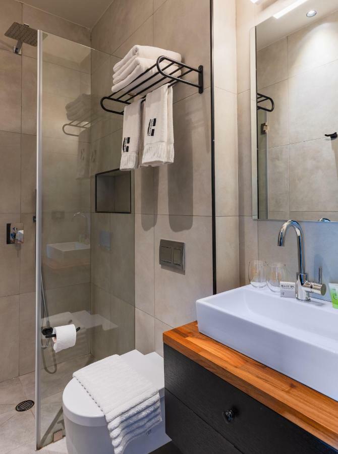 Kalvin Boutique Hotel By Levinsky Market Tel-Aviv Dış mekan fotoğraf