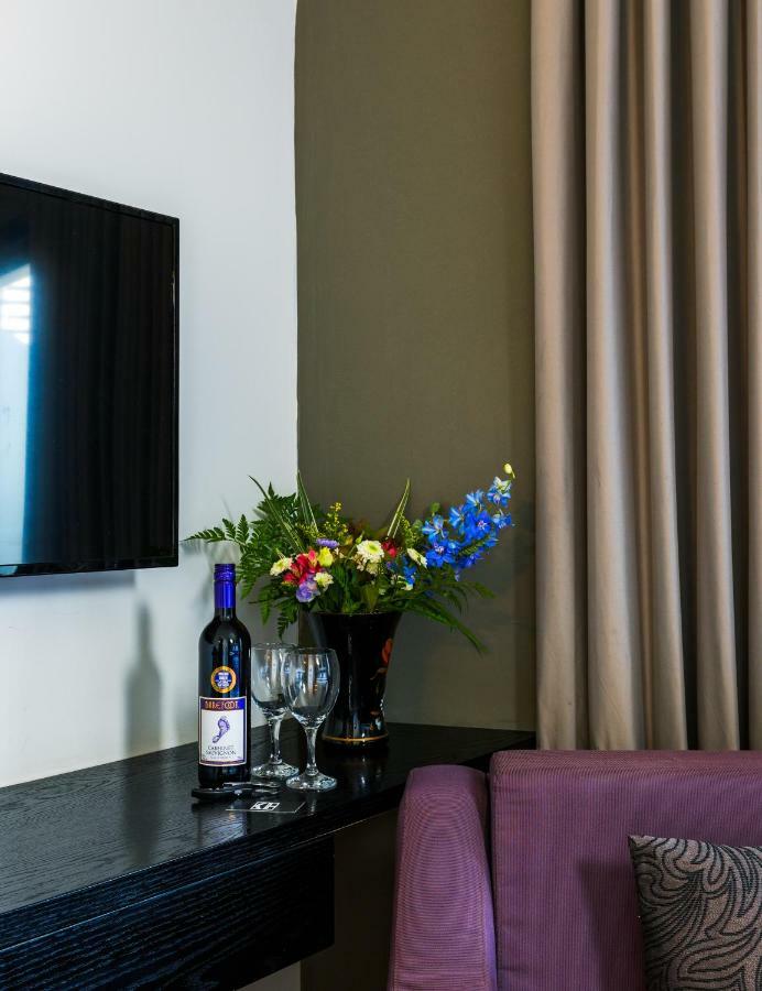 Kalvin Boutique Hotel By Levinsky Market Tel-Aviv Dış mekan fotoğraf